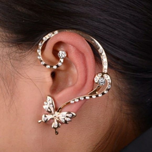 🎀Beautiful Butterfly Crystal Crawler Earing - Picture 2 of 6